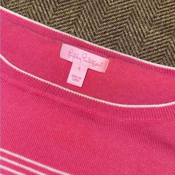 Lilly Pulitzer WMN pink striped shirt top size small EUC - Picture 6 of 7
